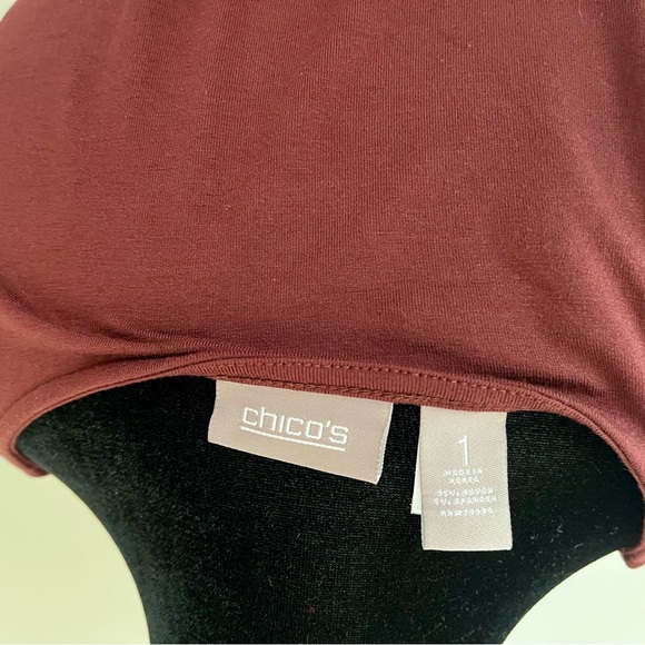 Chico’s Festive Swirl Studded Wine-Colored Sleeveless Blouse Medium - Picture 4 of 5